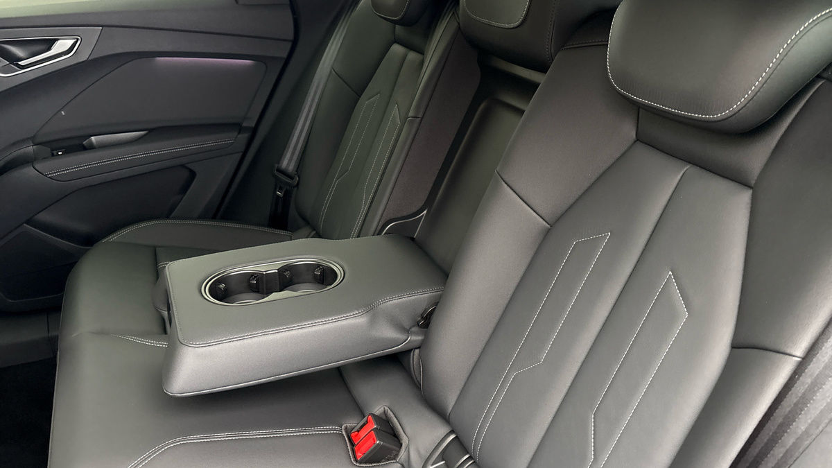 Audi Q4 e-tron Image 9