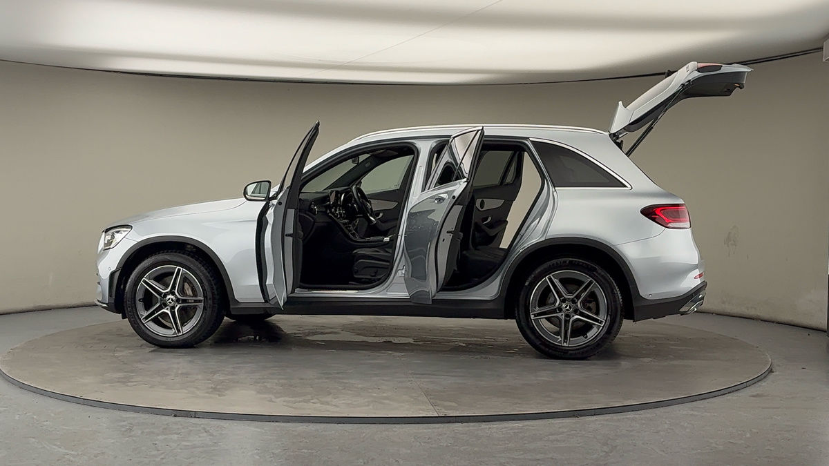 More views of Mercedes-Benz GLC