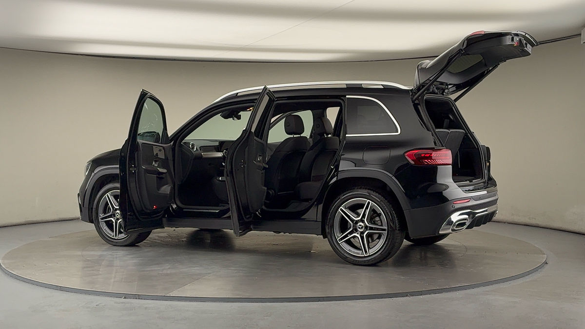 More views of Mercedes-Benz GLB