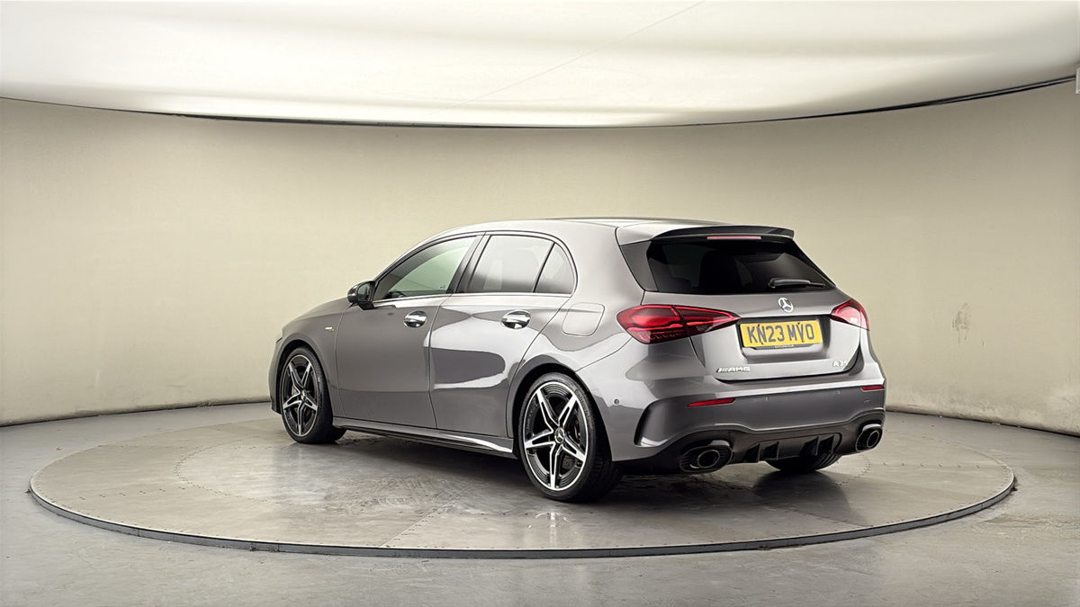 Mercedes-Benz A Class Image 2