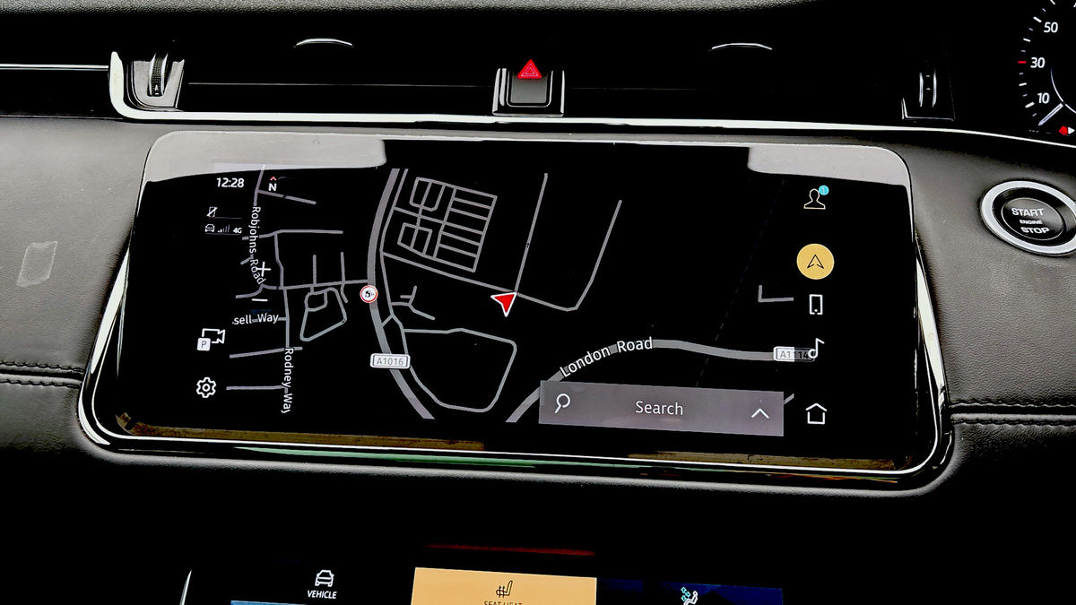 Land Rover Range Rover Evoque Image 17