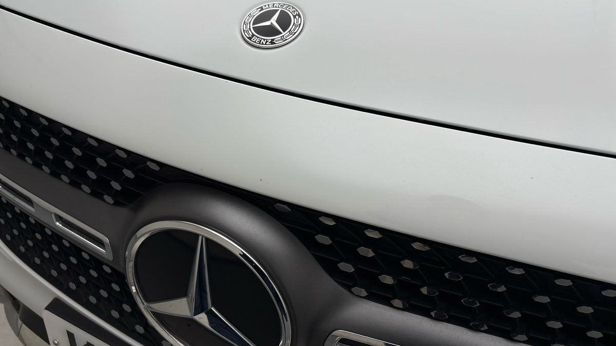 Mercedes-Benz GLB Image 24