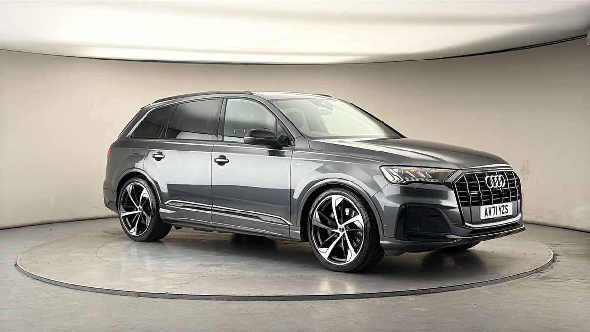 More views of Audi Q7