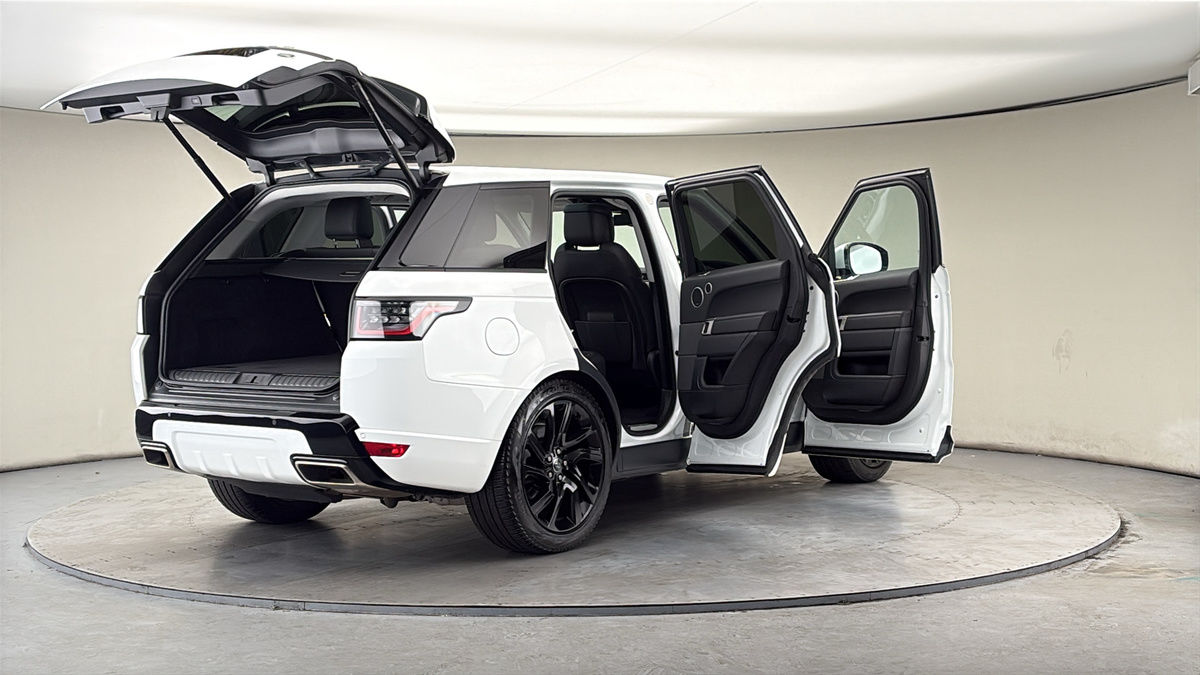 More views of Land Rover Range Rover Sport