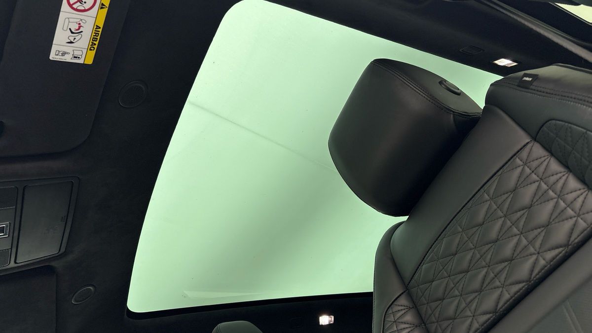 Land Rover Range Rover Evoque Image 6