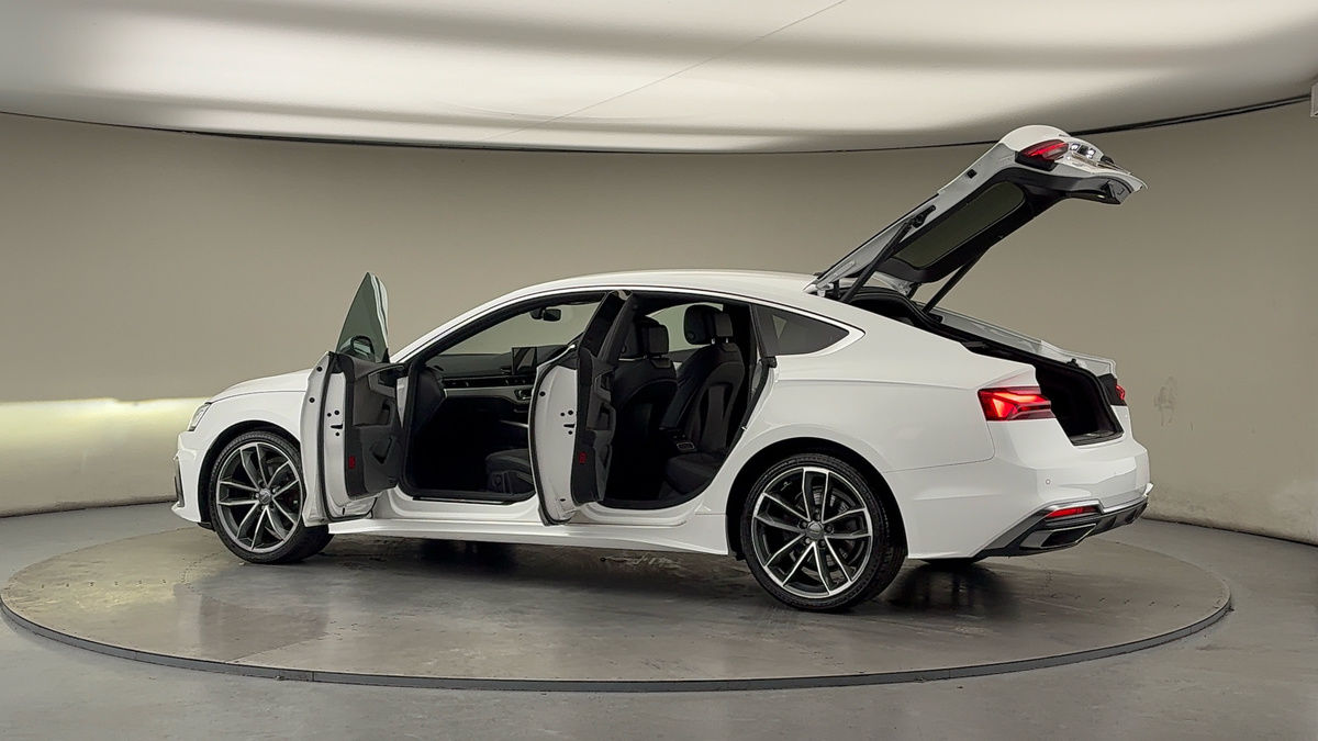 More views of Audi A5