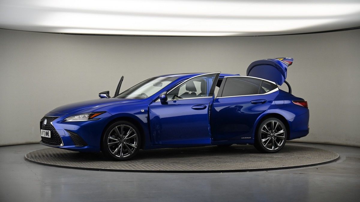 More views of Lexus ES