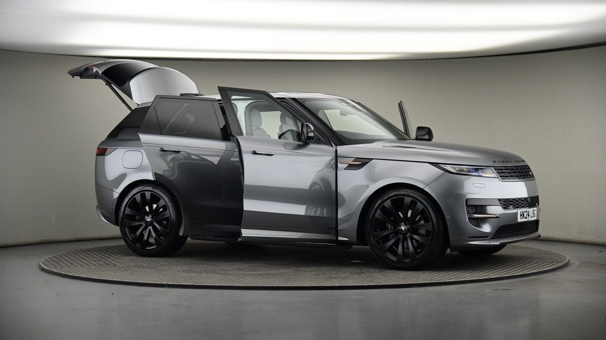 More views of Land Rover Range Rover Sport