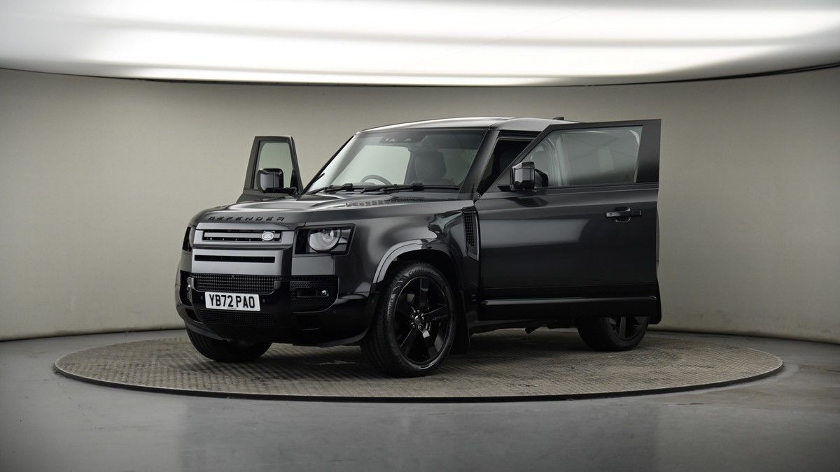 More views of Land Rover Defender 90
