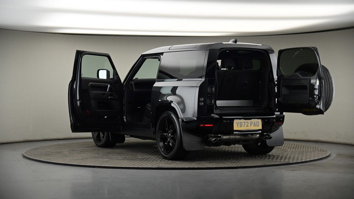 Land Rover Defender 90 Image 8