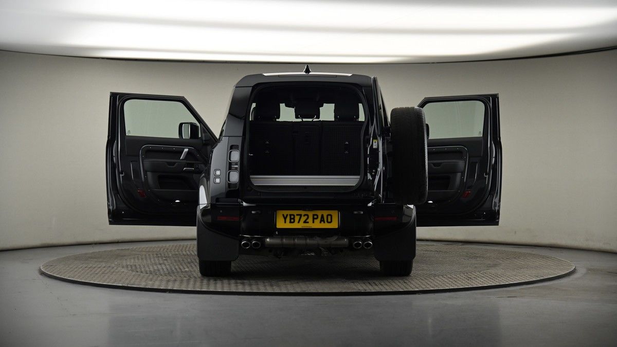 More views of Land Rover Defender 90