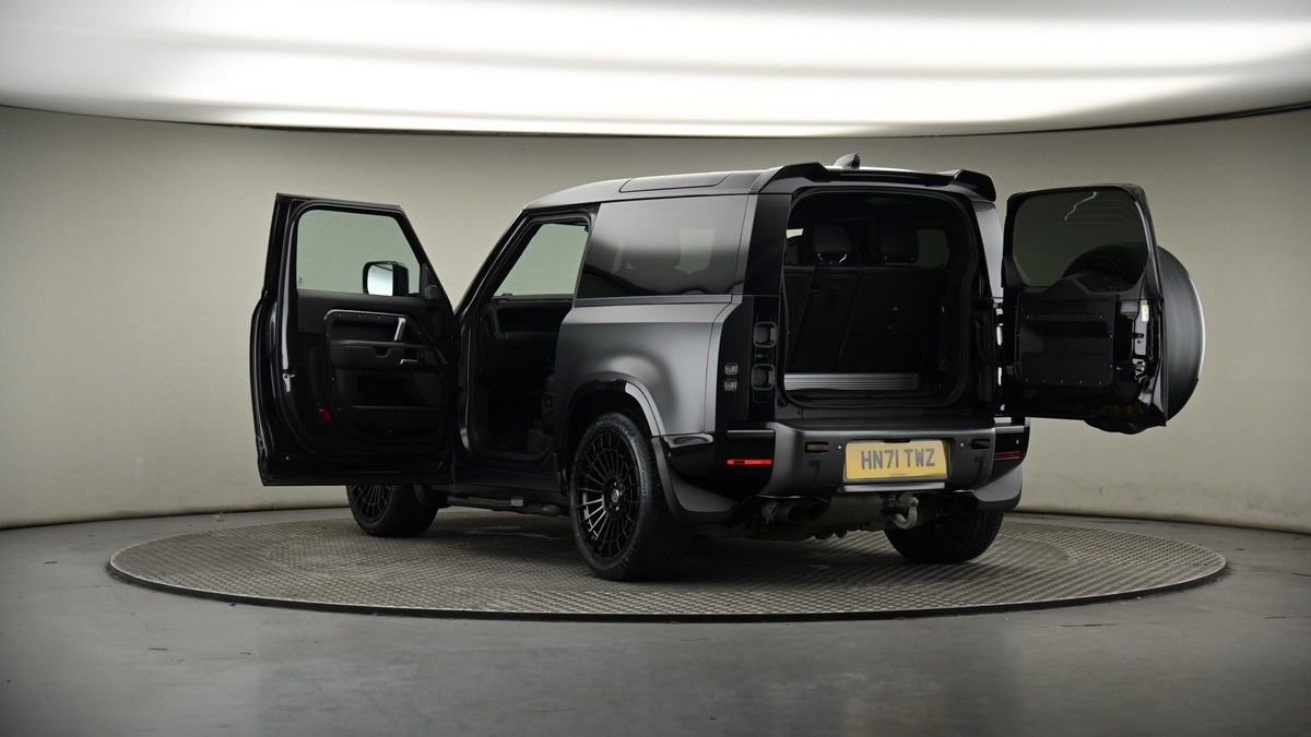 Land Rover Defender 90 Urban Image 8