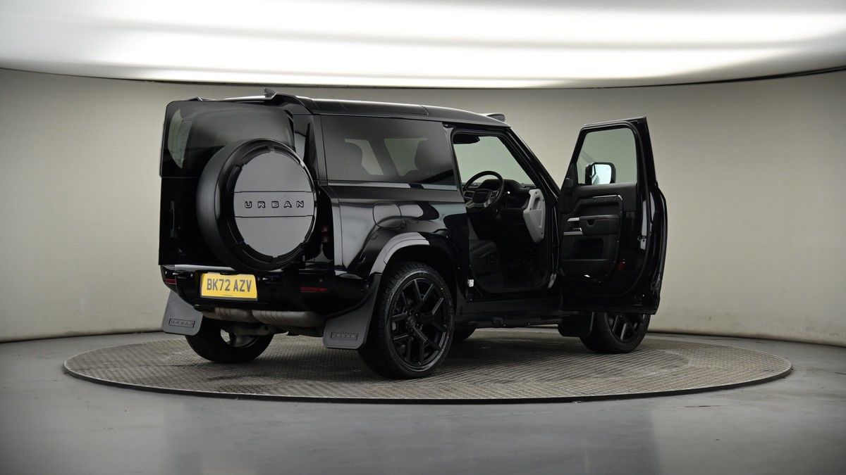 More views of Land Rover Defender 90