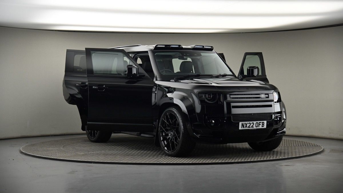 More views of Land Rover Defender 110
