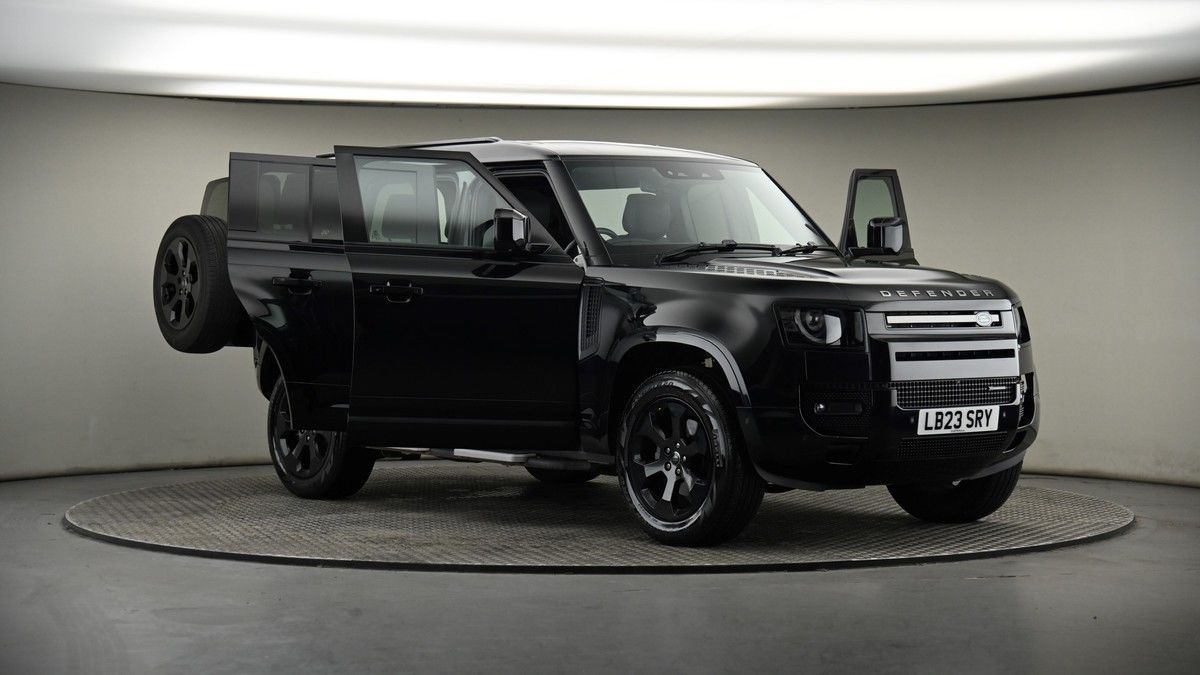 More views of Land Rover Defender 110
