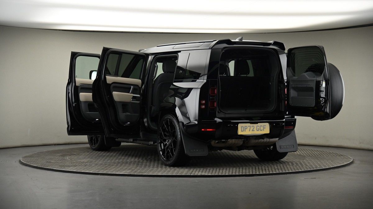 Land Rover Defender 110 Urban Image 8