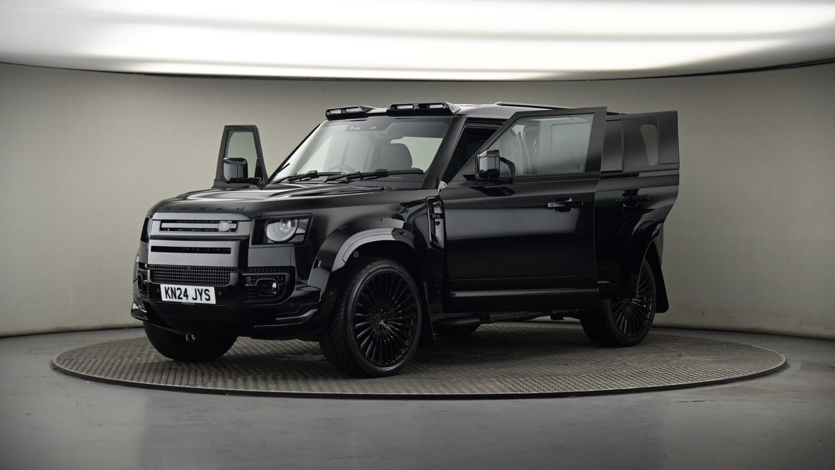 More views of Land Rover Defender 110