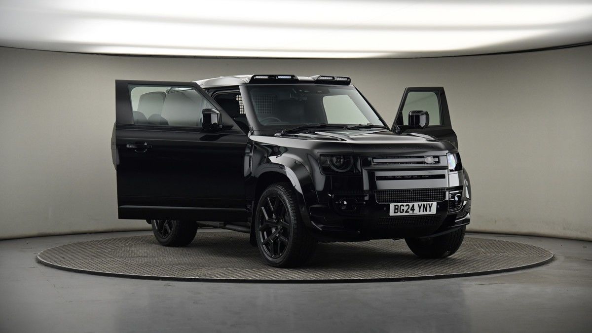 More views of Land Rover Defender 90