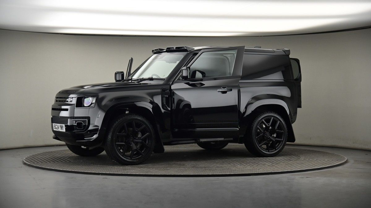 More views of Land Rover Defender 90