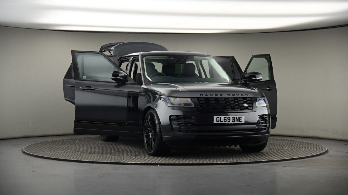 More views of Land Rover Range Rover