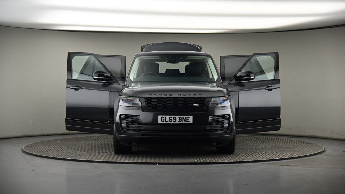 More views of Land Rover Range Rover