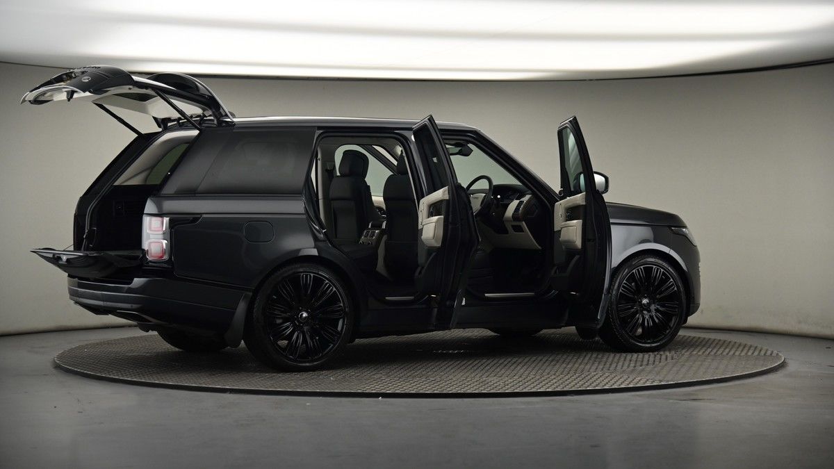 More views of Land Rover Range Rover