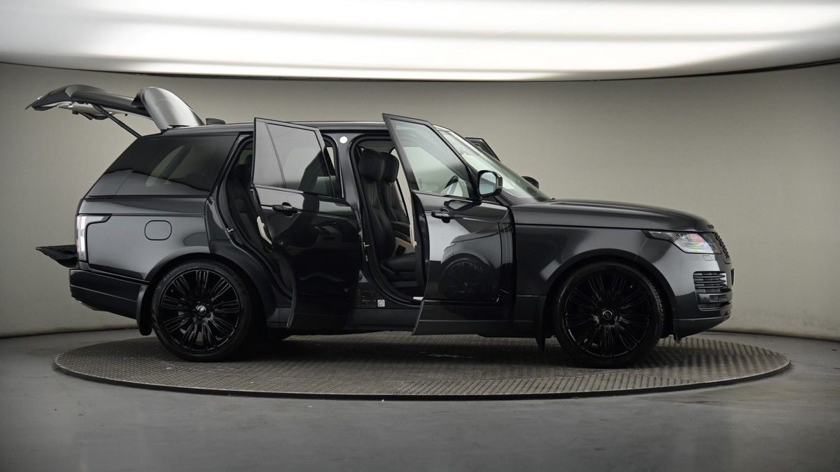 More views of Land Rover Range Rover