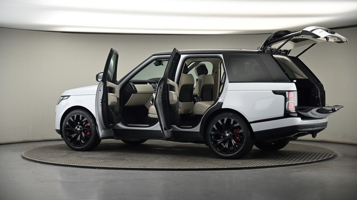 More views of Land Rover Range Rover