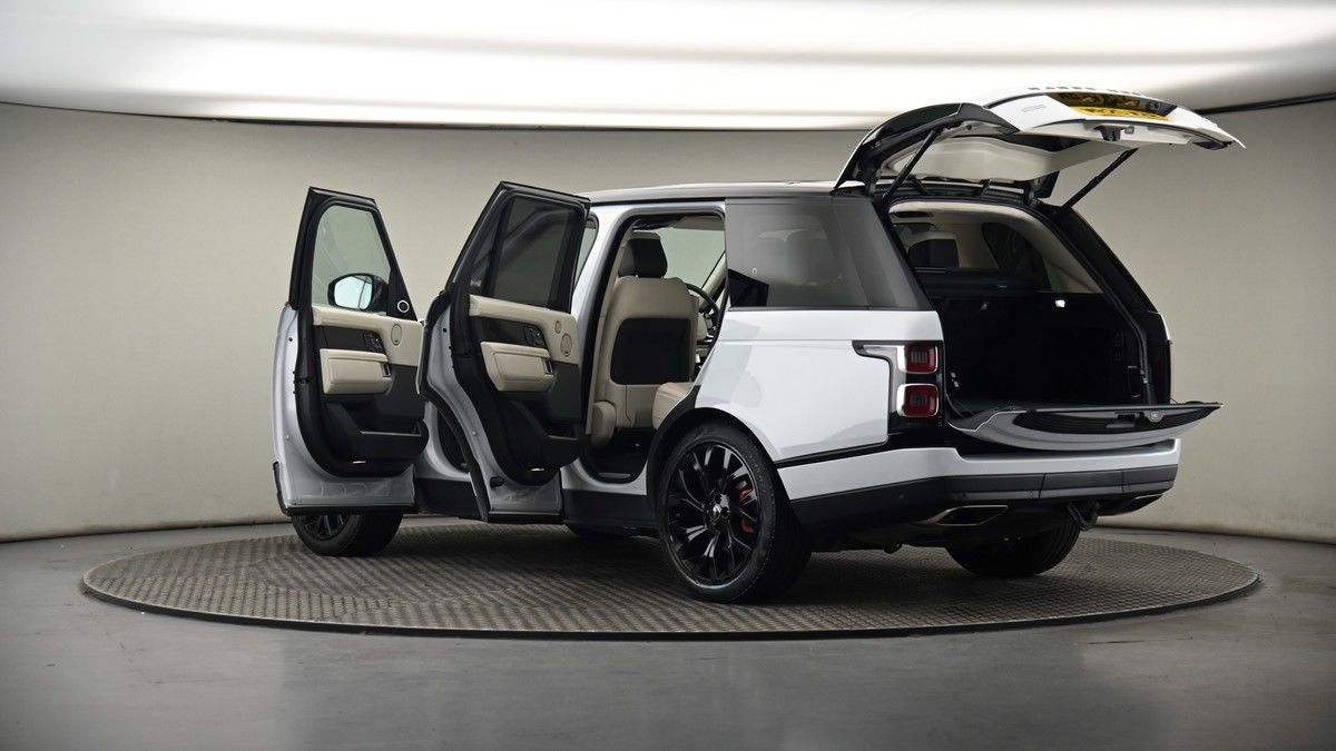 More views of Land Rover Range Rover