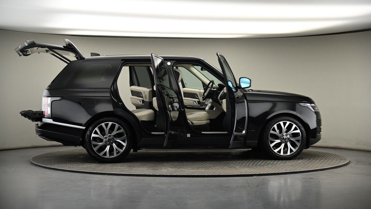 More views of Land Rover Range Rover