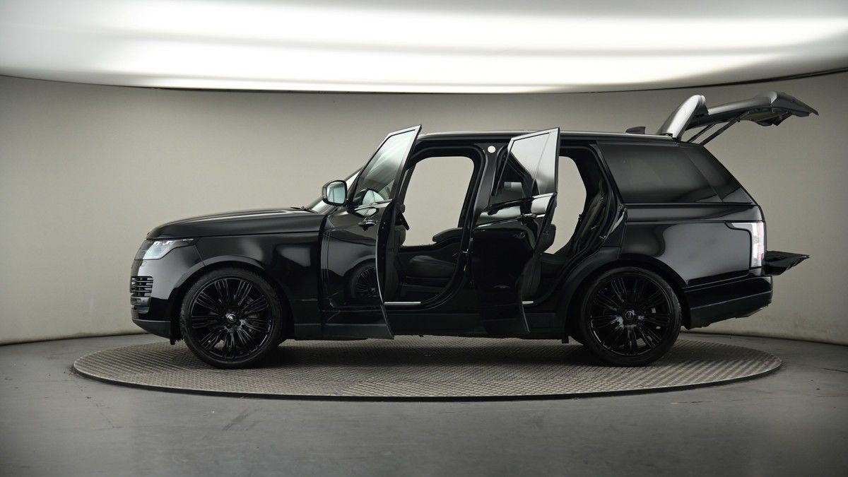 More views of Land Rover Range Rover