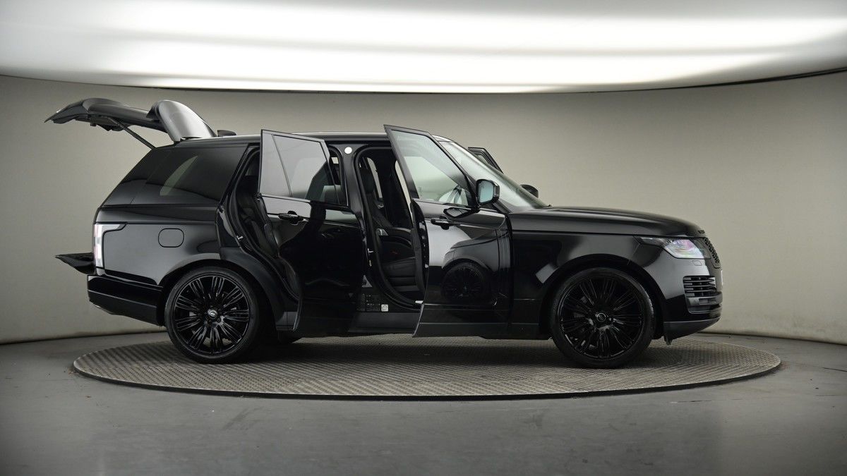 More views of Land Rover Range Rover