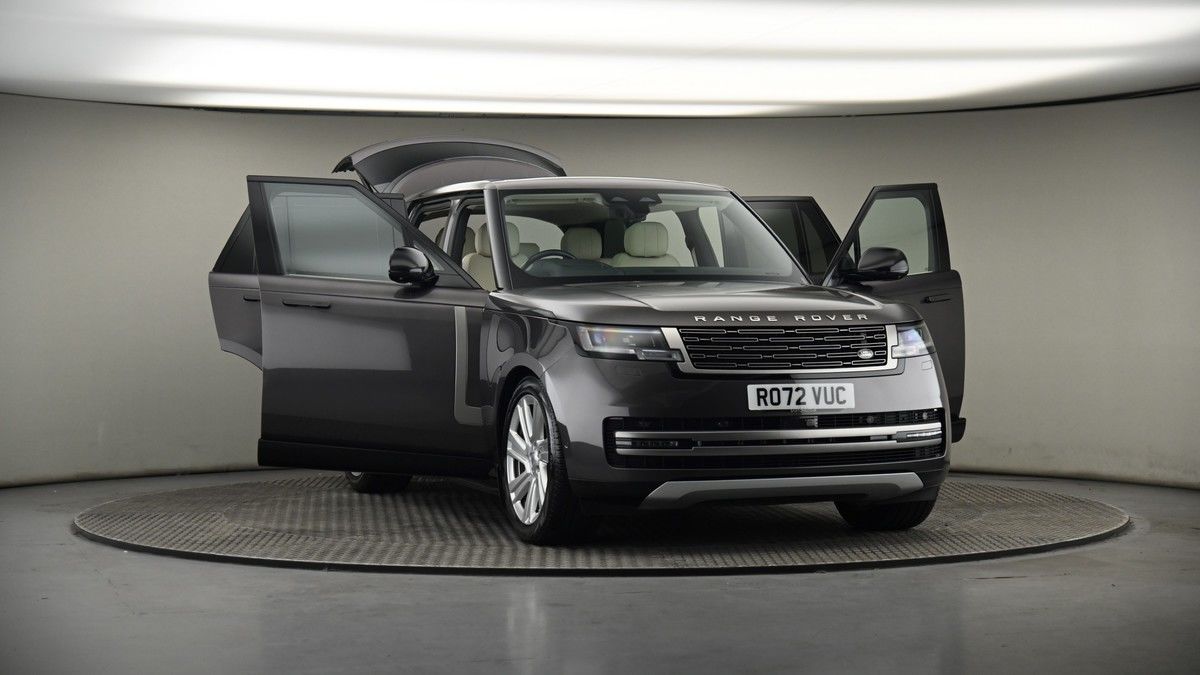 More views of Land Rover Range Rover