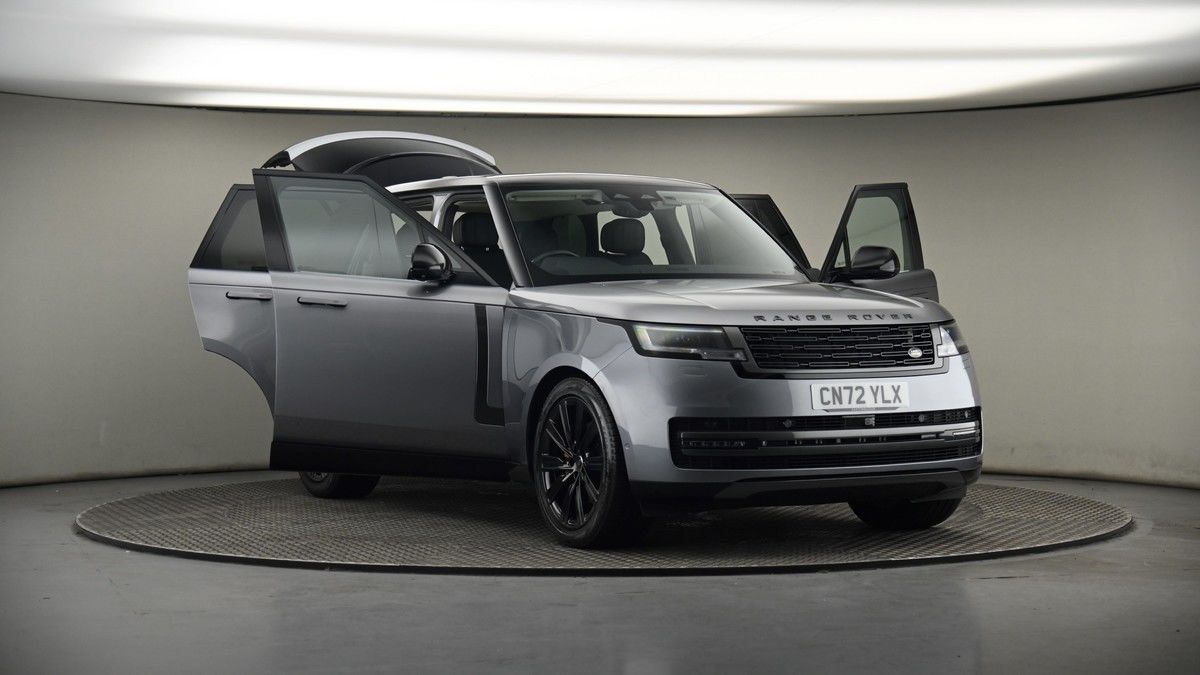 More views of Land Rover Range Rover