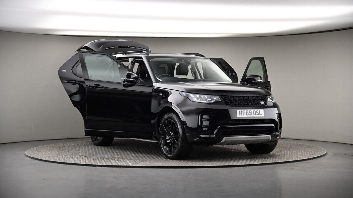 More views of Land Rover Discovery