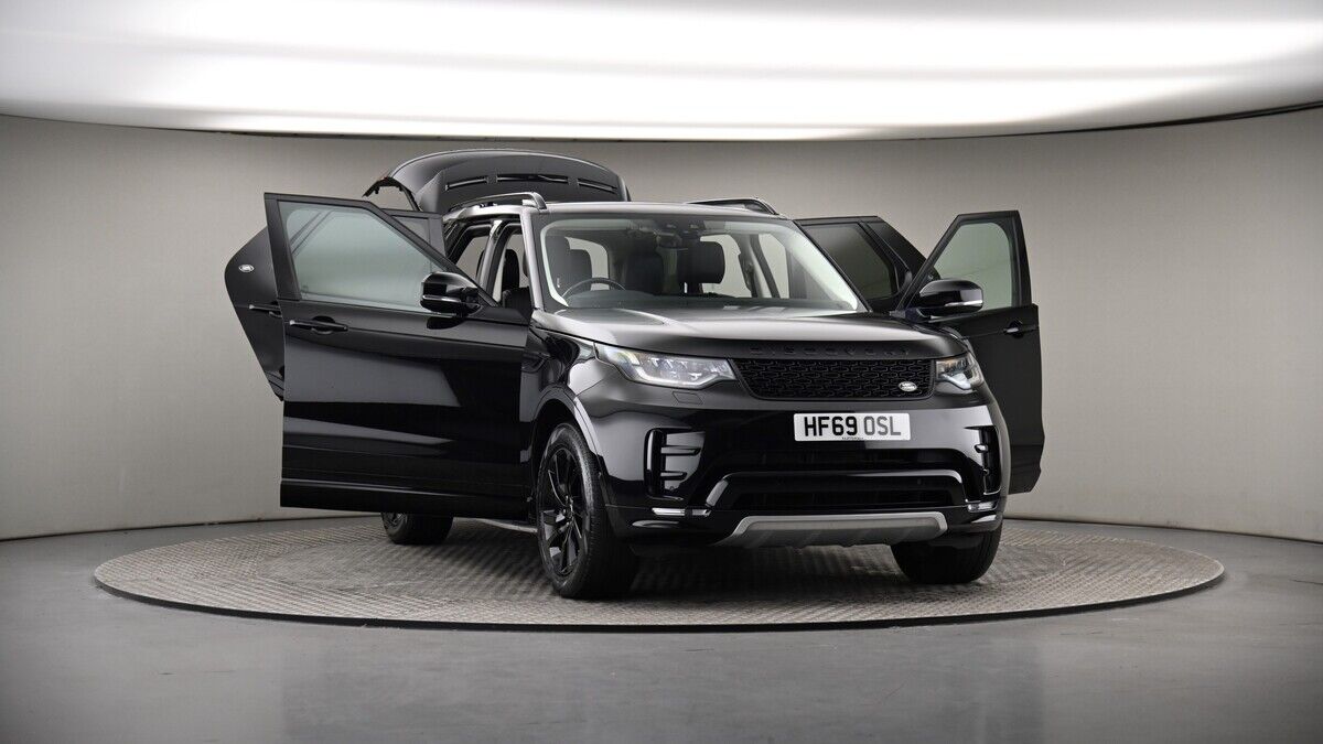 More views of Land Rover Discovery
