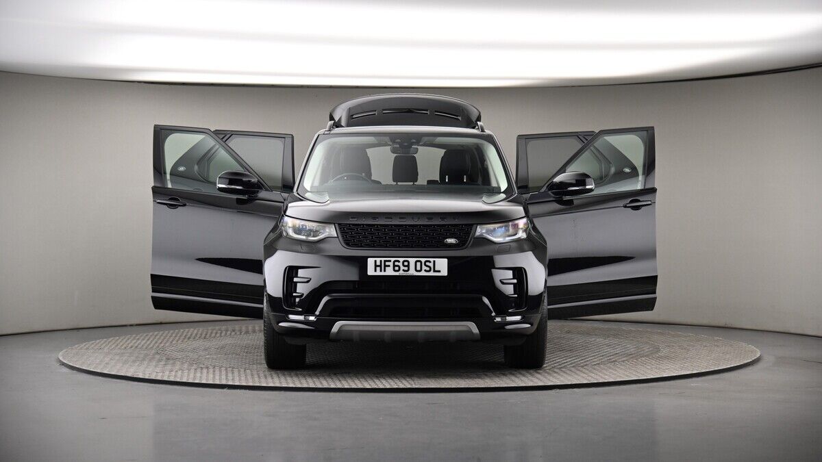 More views of Land Rover Discovery