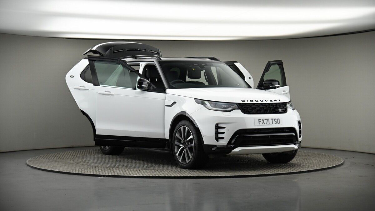 More views of Land Rover Discovery