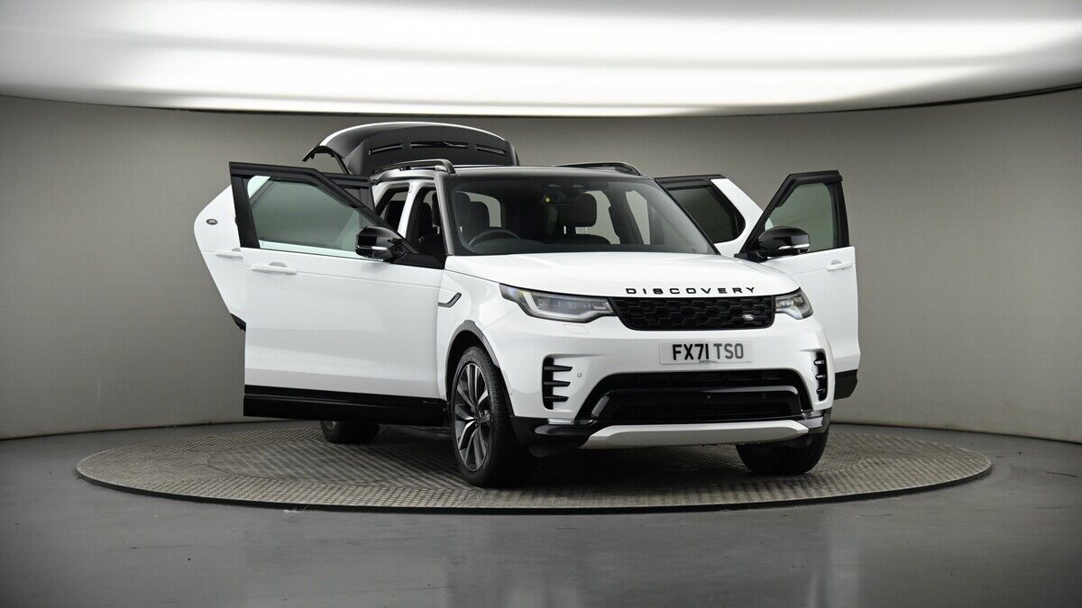 More views of Land Rover Discovery