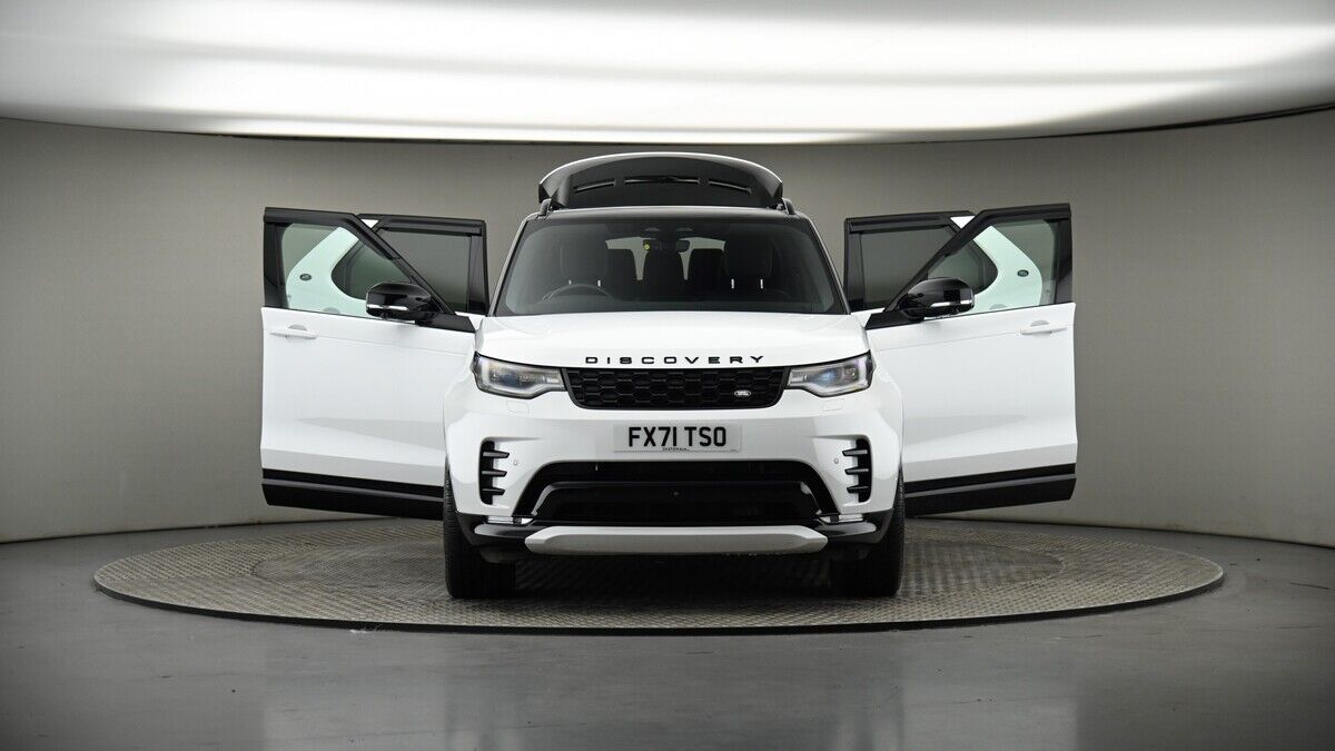 More views of Land Rover Discovery