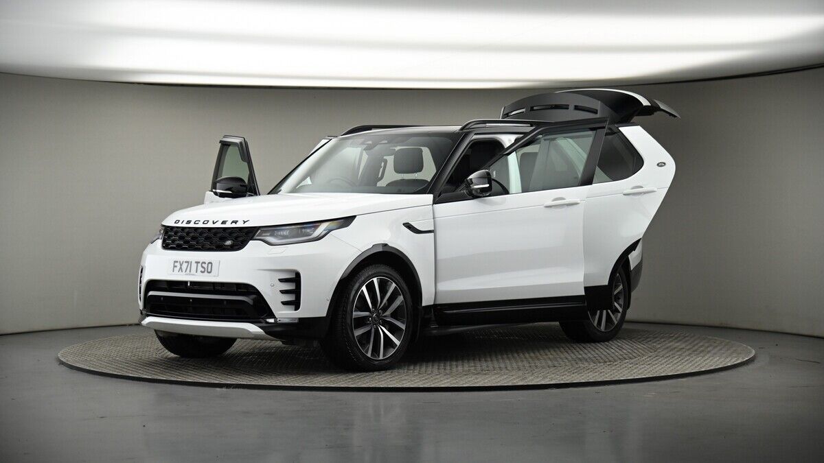 More views of Land Rover Discovery