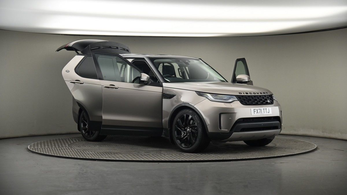More views of Land Rover Discovery