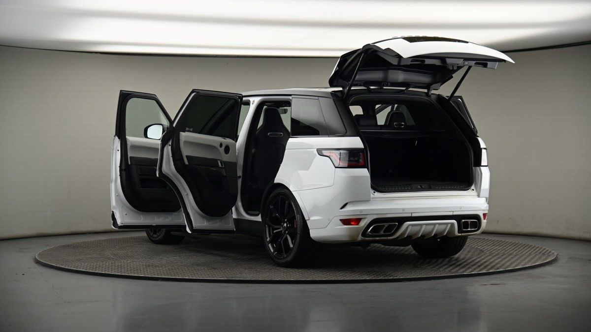 Land Rover Range Rover Sport Image 8