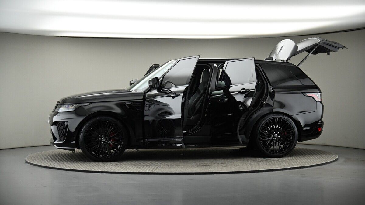 More views of Land Rover Range Rover Sport