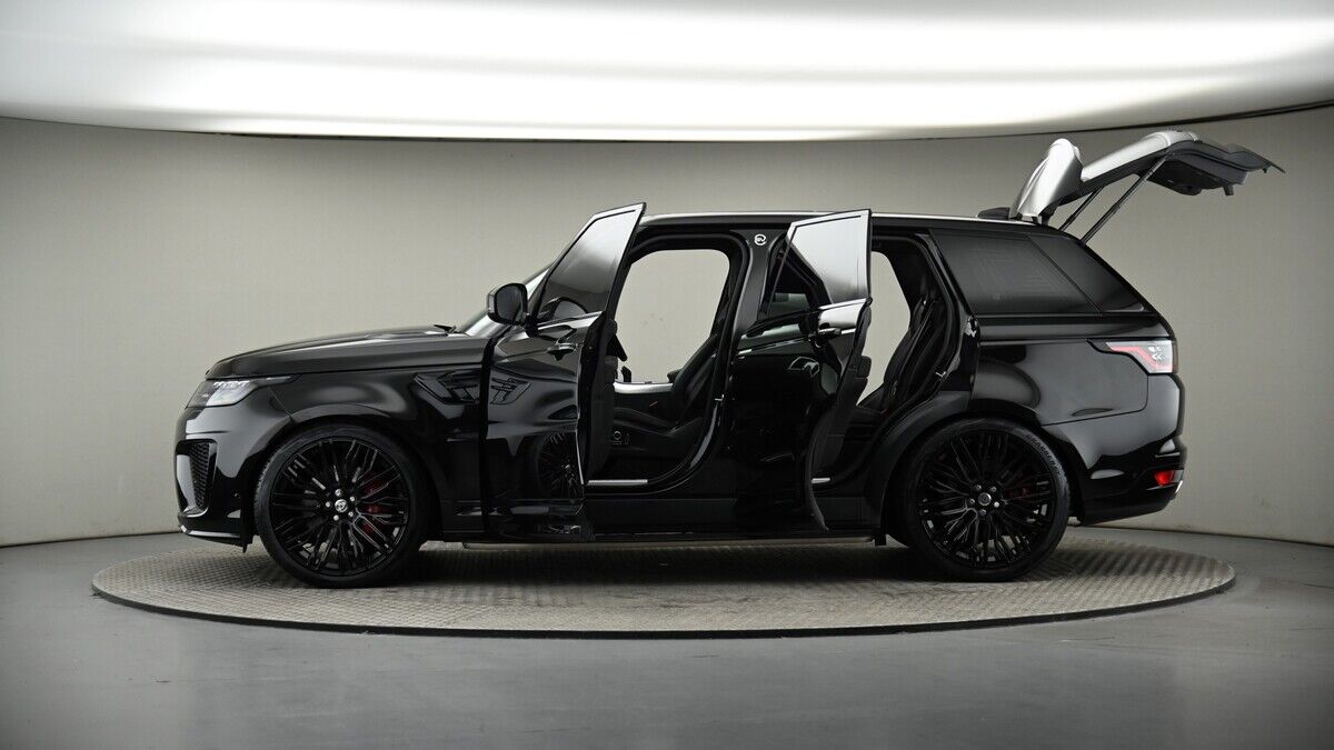 More views of Land Rover Range Rover Sport