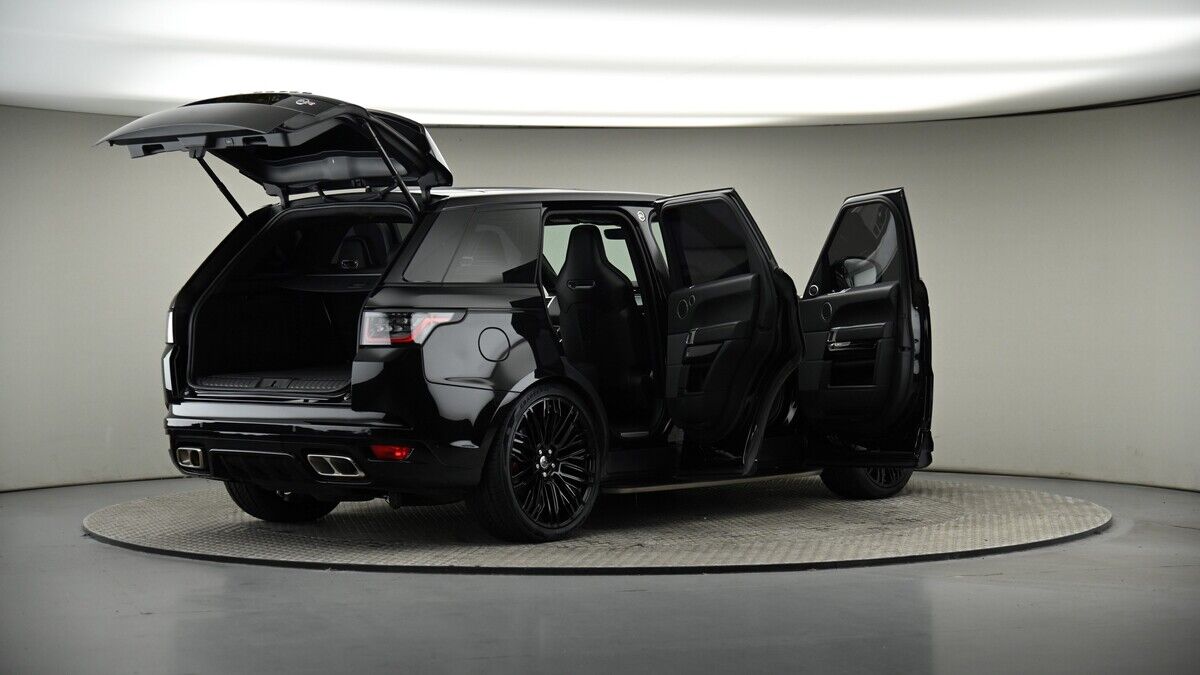 More views of Land Rover Range Rover Sport