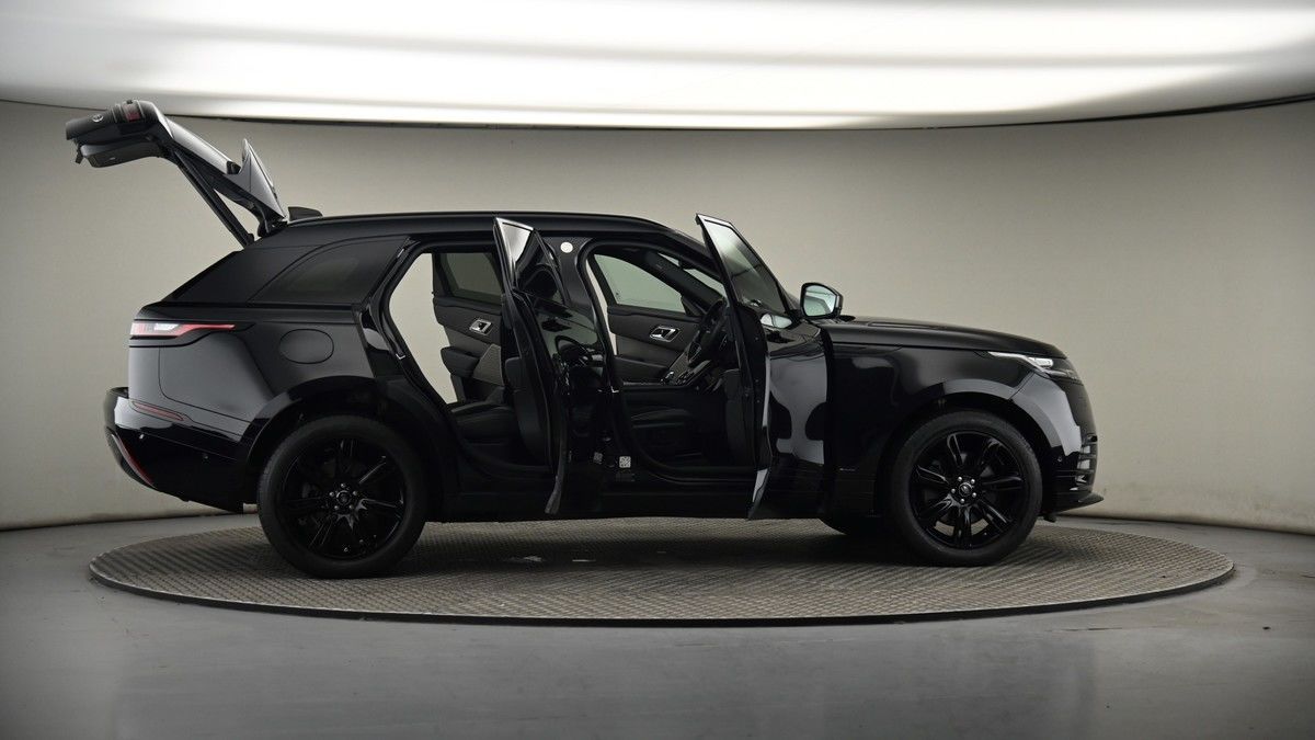 More views of Land Rover Range Rover Velar
