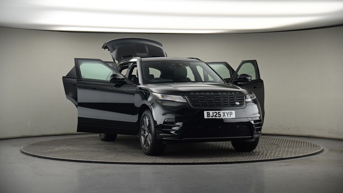 More views of Land Rover Range Rover Velar