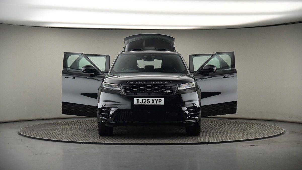 More views of Land Rover Range Rover Velar