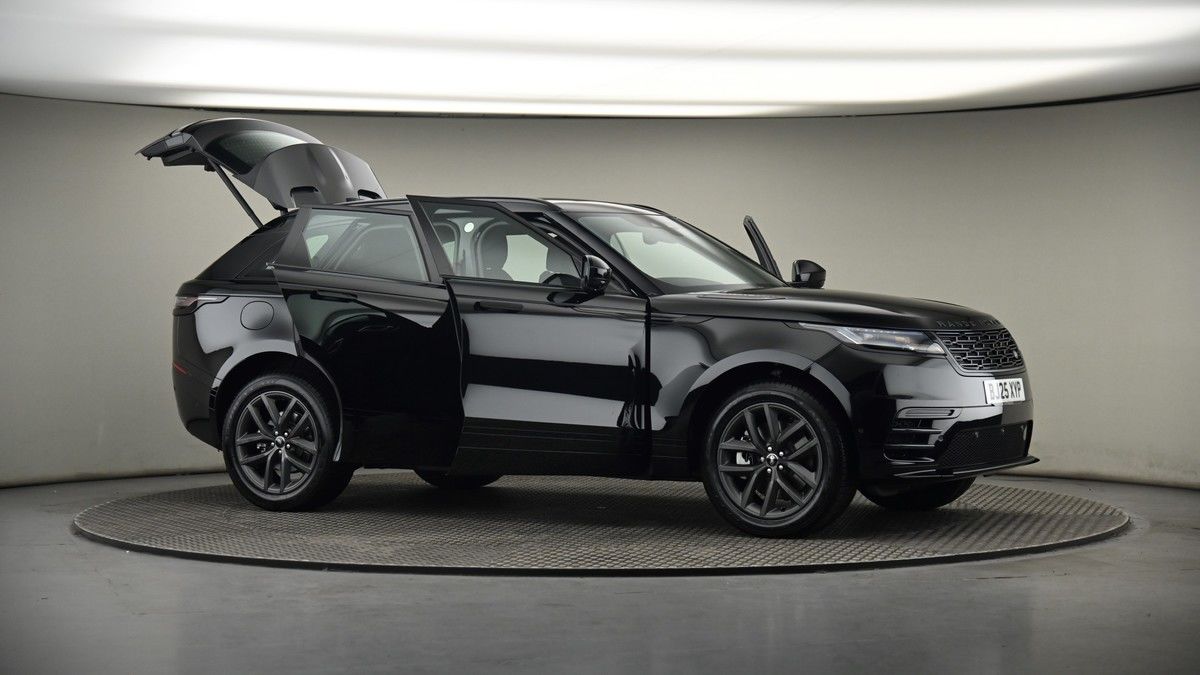 More views of Land Rover Range Rover Velar